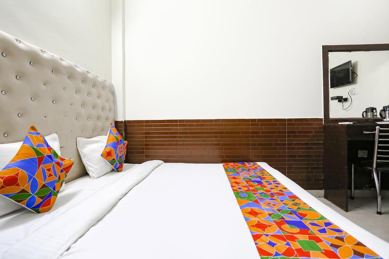 Fabhotel The Lazeez Neu-Delhi Exterior foto